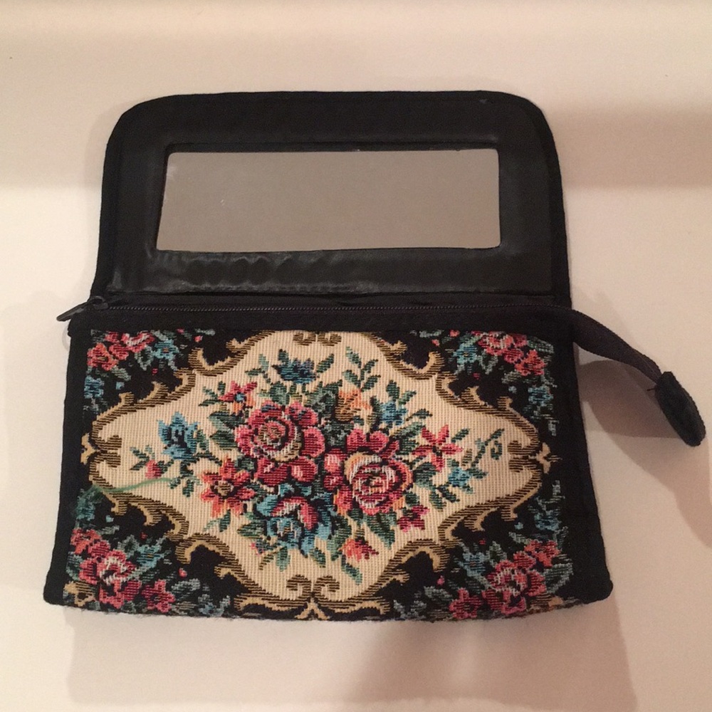 Woven Purses Bundle - image 2